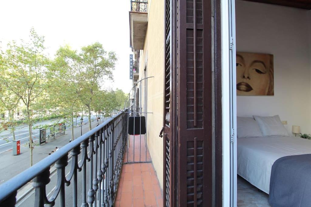 Apartament Paseo De Gracia Gran Via De Les Corts Catalanes Barcelona Zewnętrze zdjęcie